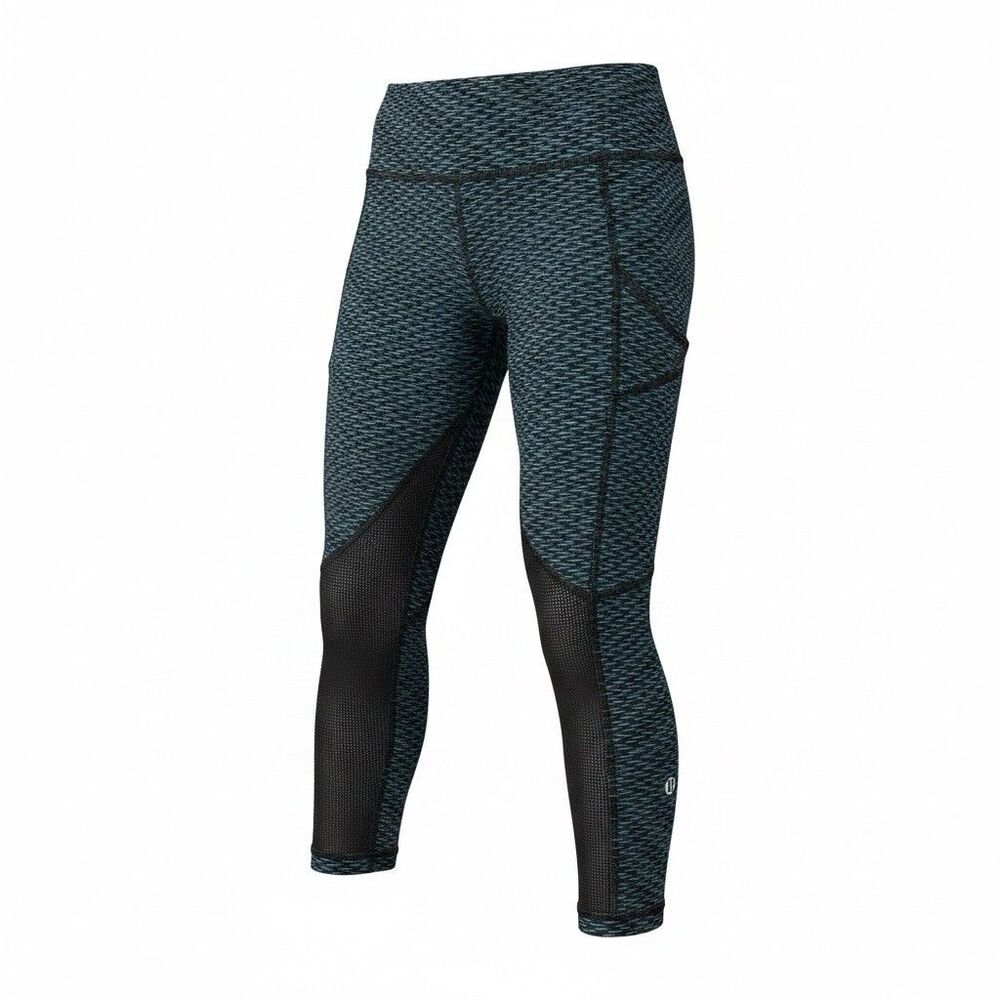 Lululemon Crop Outrun 17" Stretch Athletic Yoga Leggings Womens Sz 2 side pocket